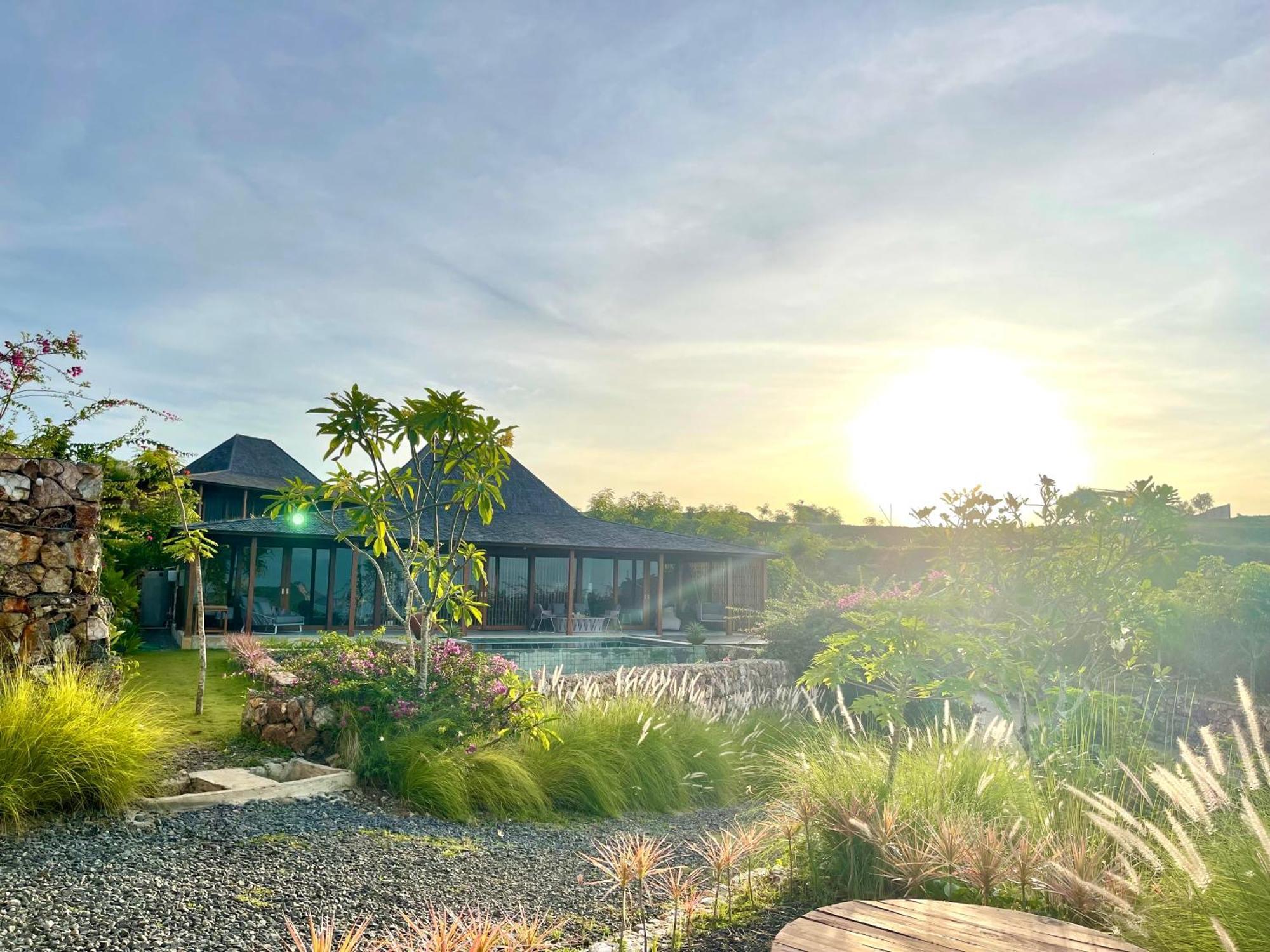 Hotel Lobster Bay Lombok Awang Esterno foto
