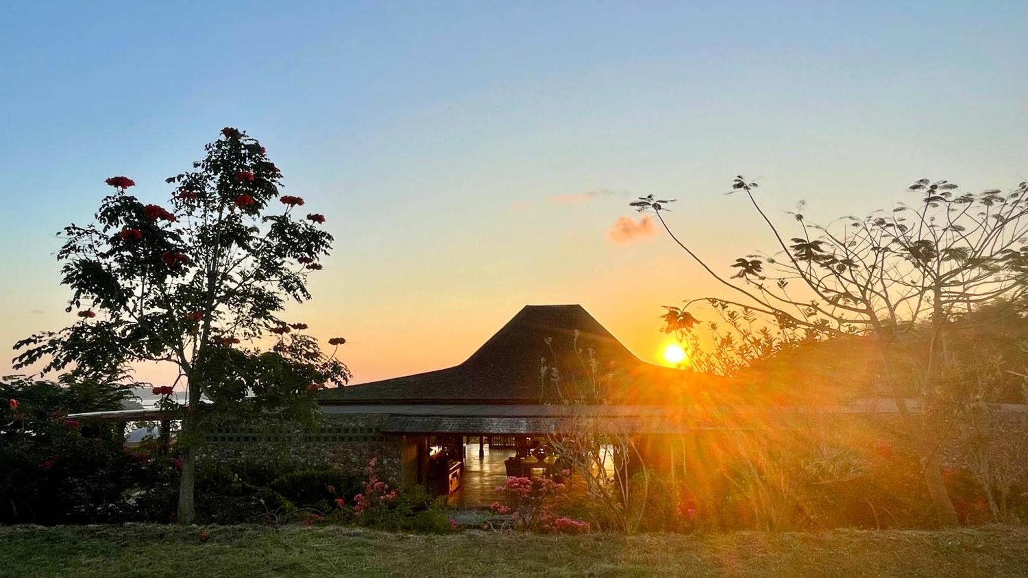 Hotel Lobster Bay Lombok Awang Esterno foto