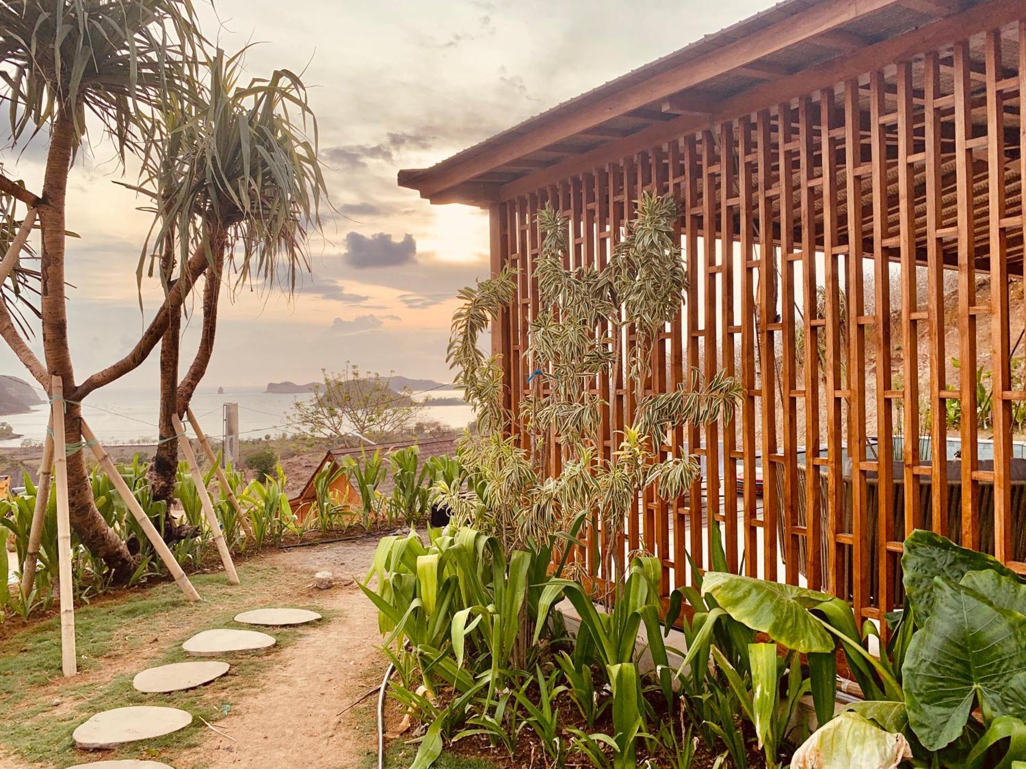 Hotel Lobster Bay Lombok Awang Esterno foto